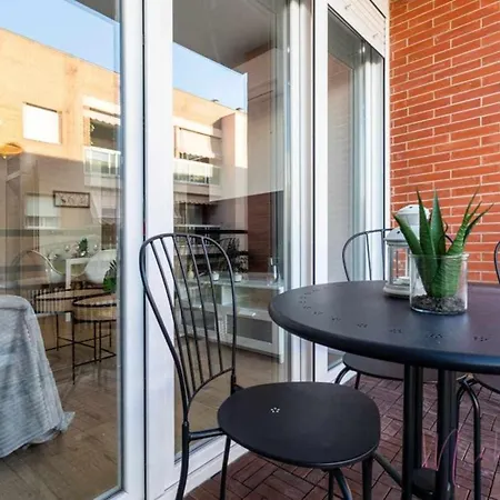2 En Estadio Sevilla, 6 Plazas Y Metro Apartment *