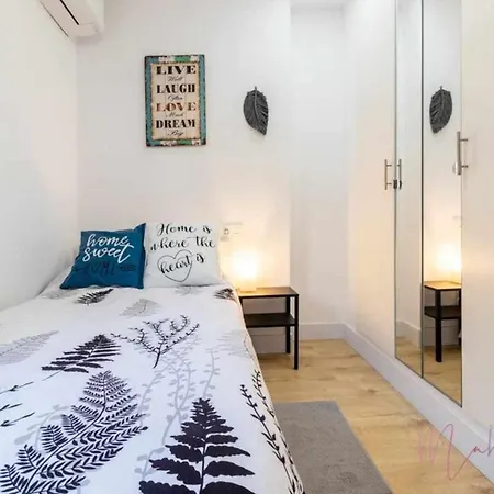 Apartamento 2 En Estadio Del Sevilla, 3 Y Metro
